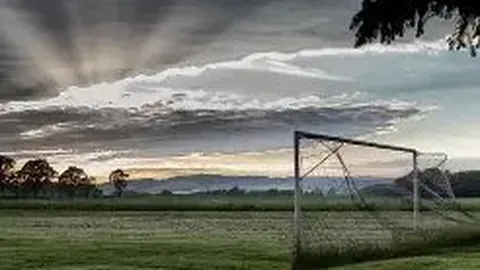 桃田贤斗世锦赛快胜闯入16强 西本拳太险胜王子维1-2